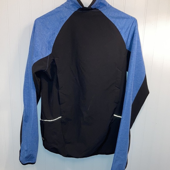 ASICS running lightweight breathable rain jacket sz S EUC - Picture 7 of 11